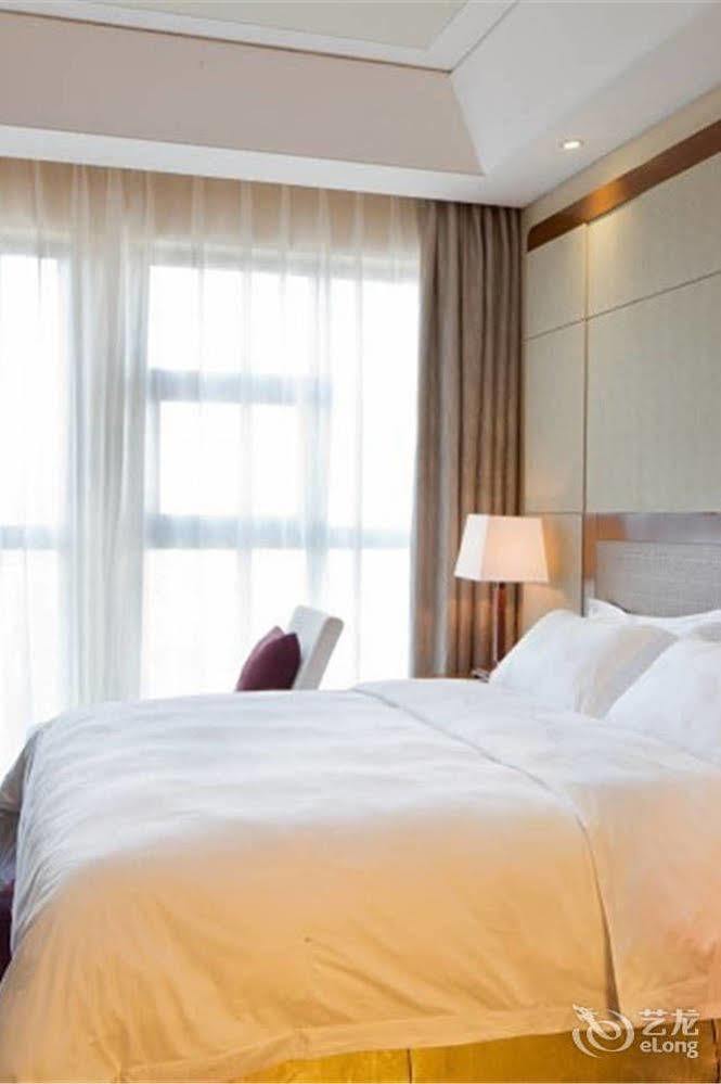 Bavaria City Hotel Beihai Εξωτερικό φωτογραφία