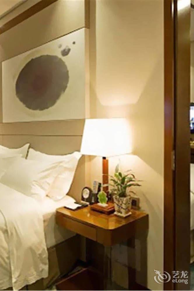 Bavaria City Hotel Beihai Εξωτερικό φωτογραφία
