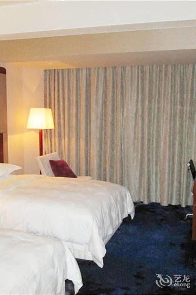 Bavaria City Hotel Beihai Εξωτερικό φωτογραφία