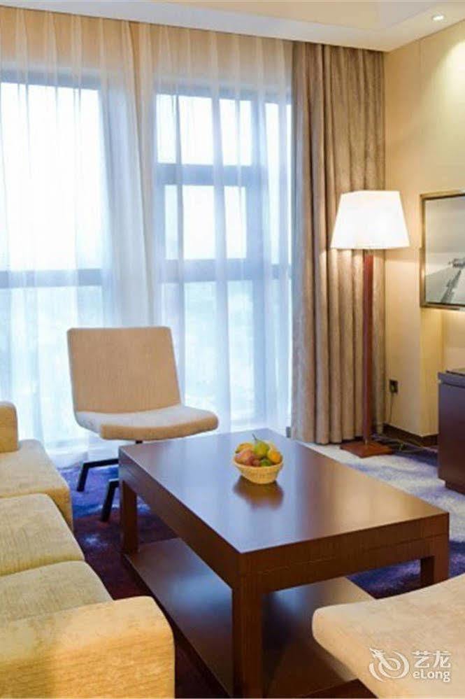 Bavaria City Hotel Beihai Εξωτερικό φωτογραφία